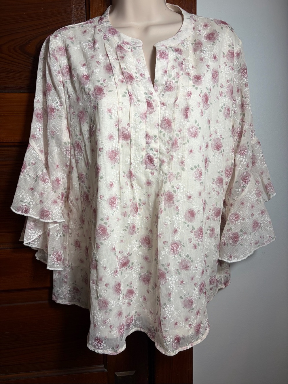 Cream Floral Pintuck Tunic Blouse in Dusty Rose